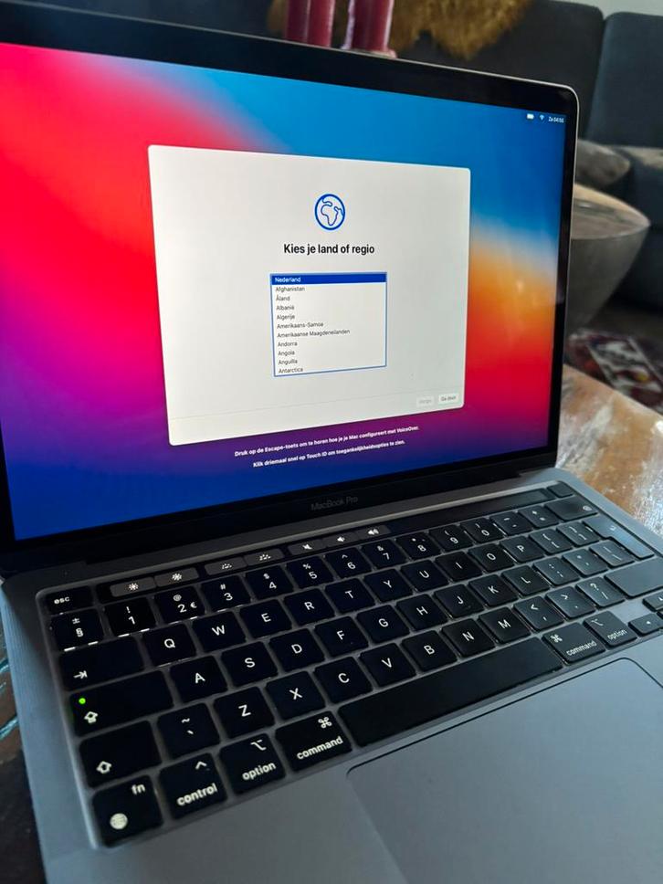 MacBook Pro 2021 - Touch Bar - 465GB, Computers en Software, Apple Macbooks, Refurbished, MacBook Pro, 13 inch, 512 GB, 8 GB, Qwerty