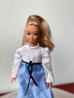 VINTAGE Skipper , Mattel 1977 met ‘Get ups & go’ outfit, Verzamelen, Ophalen of Verzenden, Zo goed als nieuw, Kleertjes