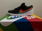 Nike SB Dunk Low PRO QS Polaroid EU-43 US-9,5, Kleding | Heren, Schoenen, Overige kleuren, Nike SB Dunk Low, Nieuw, Ophalen of Verzenden