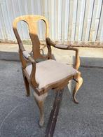 Houten stoel met witte stoffering, Huis en Inrichting, Stoelen, Ophalen, Hout, Gebruikt, Bruin