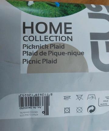  picknick kleed van Gusta beschikbaar voor biedingen