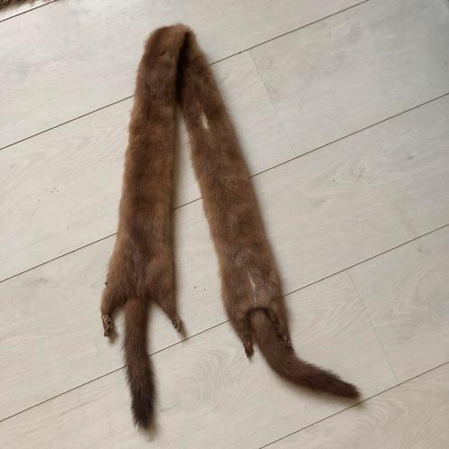 Antieke nerts bontsjaal, Verzamelen, Dierenverzamelingen, Zo goed als nieuw, Beeldje of Figuurtje, Ophalen of Verzenden