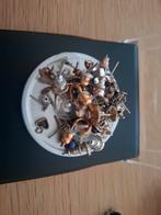 Diverse vintage oorbellen voornamelijk knopjes, Ophalen of Verzenden, Overige kleuren, Overige materialen