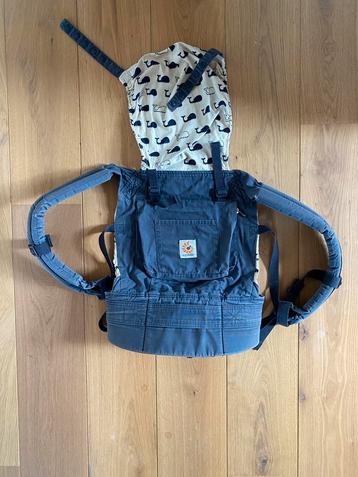 Ergobaby draagzak met zonneklep beschikbaar voor biedingen