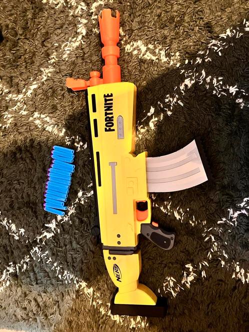 Fortnite Nerf Gun SCAR met Pijltjes, Kinderen en Baby's, Speelgoed | Buiten | Actiespeelgoed, Zo goed als nieuw, Ophalen