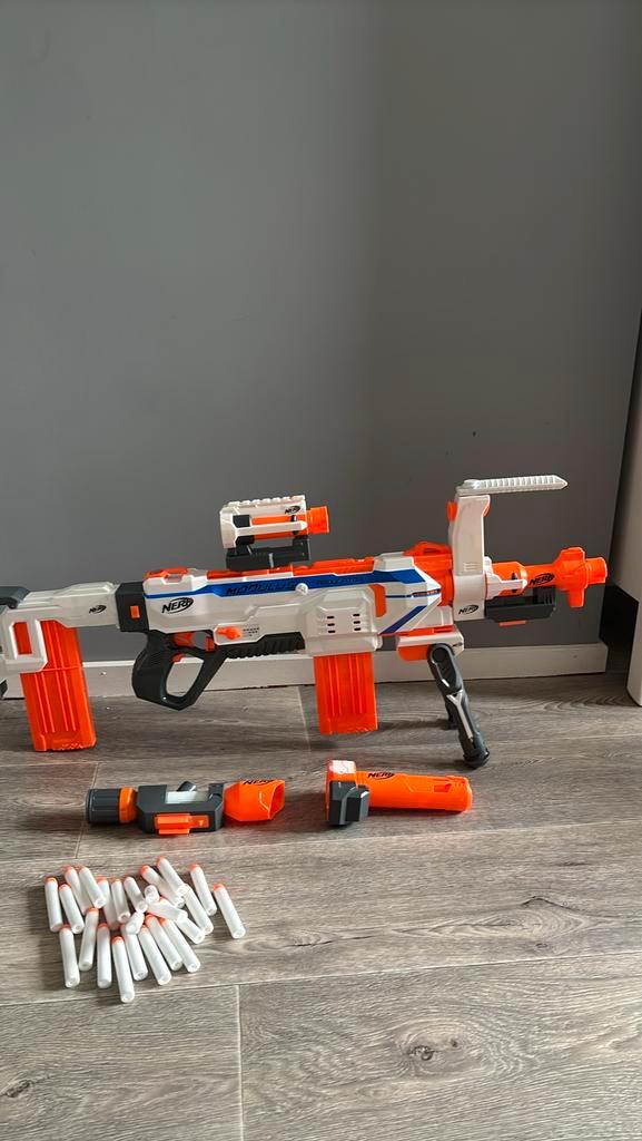 Nerf Modulus Regulator met Accessoires, Kinderen en Baby's, Speelgoed | Buiten | Actiespeelgoed, Gebruikt, Ophalen of Verzenden