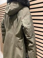Moose Knuckles Winterjas Dames, Kleding | Dames, Jassen | Winter, Ophalen of Verzenden, Zo goed als nieuw, Maat 38/40 (M), Groen
