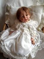 Reborn Pop Lenie ze heeft een prachtige doopjurk aan ( incl), Ophalen of Verzenden, Zo goed als nieuw, Pop, Levensecht of Reborn