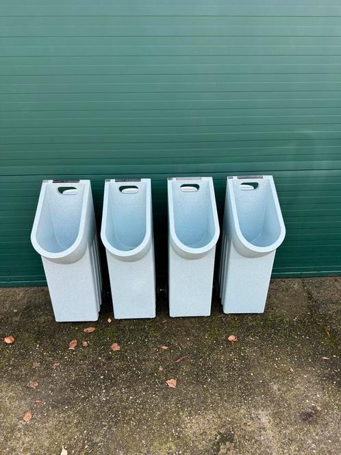Te huur: wc, pisbak, urinoir, plaszuil, toilet, Hobby en Vrije tijd, Feestartikelen | Verhuur, Zo goed als nieuw, Ophalen