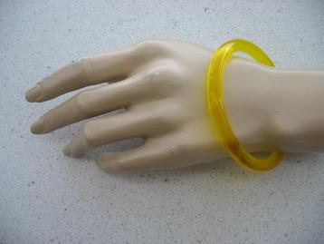 Armband Helder Zonnig Geel * Vintage beschikbaar voor biedingen