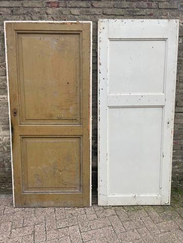 Oude paneel deuren
