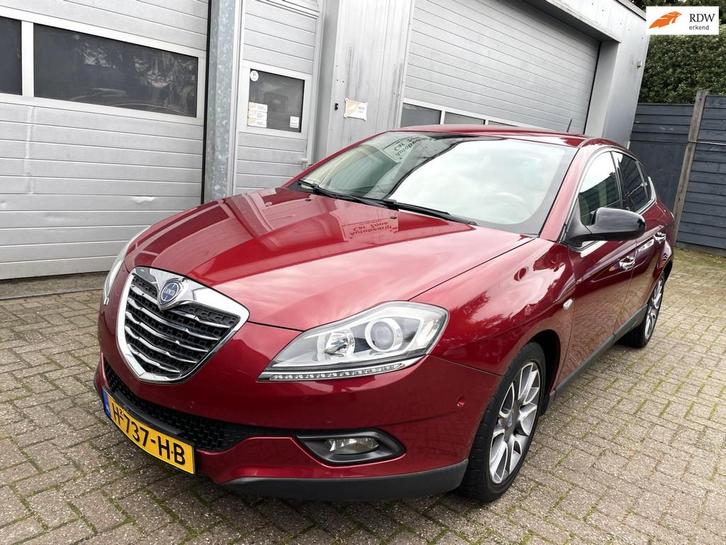 Lancia Delta 1.4 M.air Gold-Leer-Clima-Cruise-Velgen-New APK, Auto's, Lancia, Bedrijf, Te koop, Delta, ABS, Airbags, Airconditioning