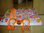 11del oranjeset o,a diadeem met vlechten kroon en hoedje boa, Kinderen en Baby's, Carnavalskleding en Verkleedspullen, Ophalen of Verzenden