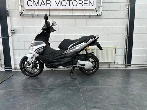 Gilera rst 50cc 125cc 180cc, Fietsen en Brommers, Scooters | Piaggio, Zo goed als nieuw, Overige modellen, Ophalen of Verzenden