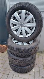 Winterbanden vw passat 3c t'roc 215 60 16 5x112 velgen t toc, Auto-onderdelen, Ophalen, 16 inch, Banden en Velgen, Winterbanden