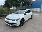 Volkswagen Golf eTSI Life Business!2022 Panodak!IQ-Light!Cam, Gebruikt, Euro 6, 1202 kg, Bedrijf