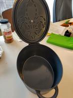 Prachtige oerdegelijke Fontignac gietijzeren pan, Gietijzer, Ophalen of Verzenden, Zo goed als nieuw, Keramische plaat