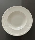 8 Diepe Wedgwood Windsor borden 23 cm, Huis en Inrichting, Ophalen, Zo goed als nieuw, Bord(en), Wedgwood