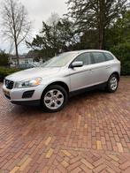 Volvo XC60 2.4 D5 AWD Geartronic 2011 Grijs, Auto's, Automaat, Euro 5, 197 €/maand, 2000 kg