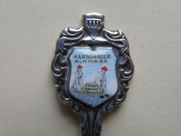 Verzilverd lepeltje Kaasdrager Alkmaar porseleinen schildje beschikbaar voor biedingen