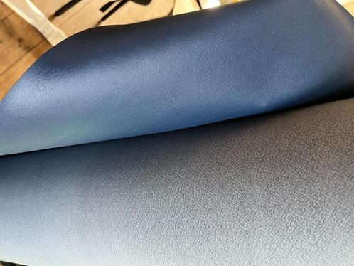 stamskin top skaileer / kunstleer nacht blauw, Hobby en Vrije tijd, Stoffen en Lappen, Nieuw, Leer of Kunstleer, 120 cm of meer