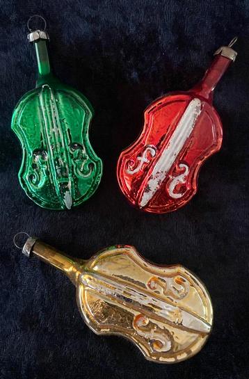 Antiek 3x glazen kerstversiering ornament figuur bas gitaar beschikbaar voor biedingen