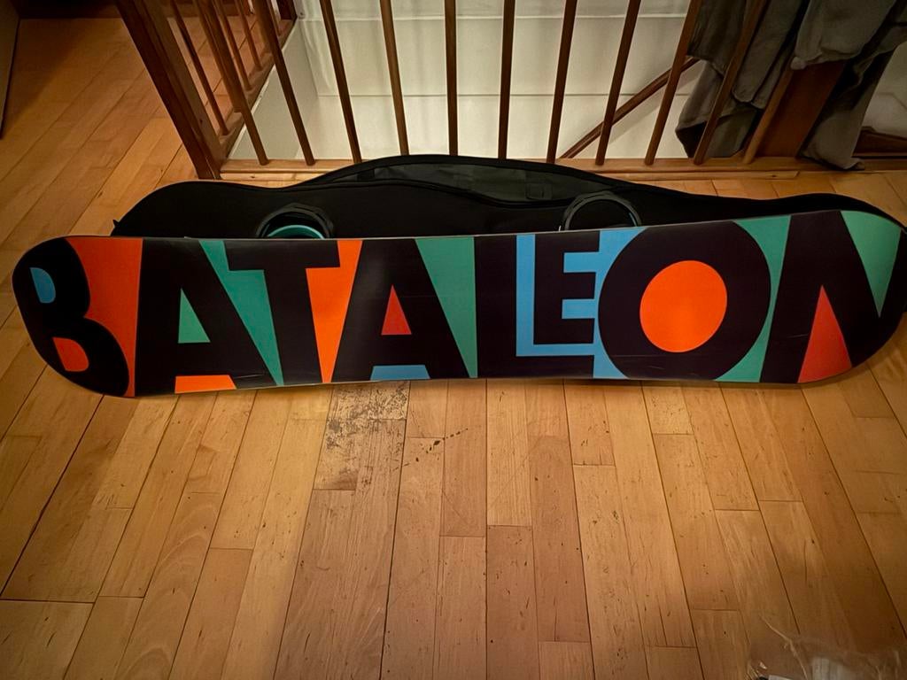 Bataleon snowboard + schoenen + bindingen + tas, Ophalen of Verzenden, Zo goed als nieuw, Schoenen