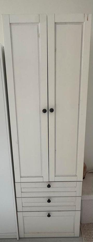 Ikea (hemnes) kledingkast beschikbaar voor biedingen