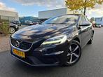 Volvo V40 2.0 T4 Business Sport AUTOMAAT/PANO/LEDER/NAVI/CAM, Auto's, 65 €/maand, Gebruikt, Zwart, Bedrijf