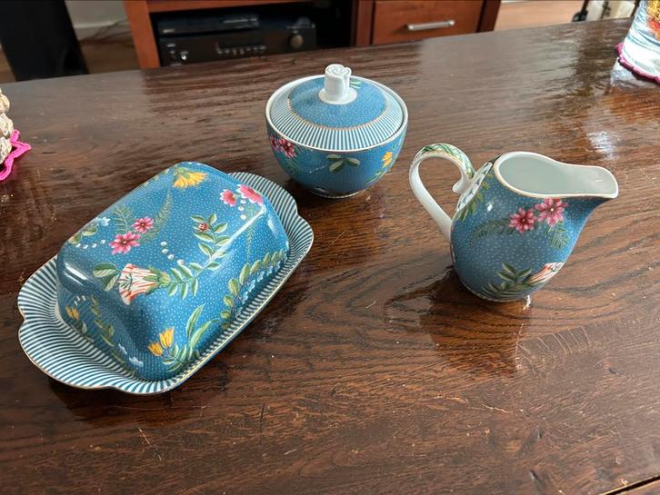 Pip Studio Gezellig roomstelletje met  botervloot ., Huis en Inrichting, Keuken | Servies, Zo goed als nieuw, Overige typen, Overige stijlen