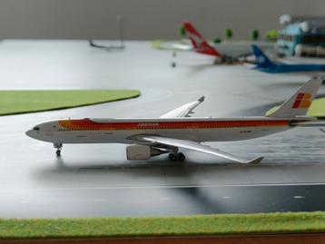 Schaalmodel 1:400 Iberia A330-300 beschikbaar voor biedingen