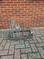 Ijzeren fietsenrek voor 4 fietsen, Ophalen