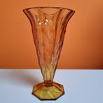 vintage art deco persglas amberkleurige vaas, Huis en Inrichting, Woonaccessoires | Vazen, Overige kleuren, Ophalen of Verzenden