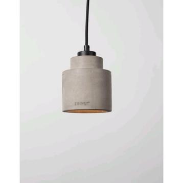 Zuiver grijs betonlook hanglamp twee stuks beschikbaar voor biedingen
