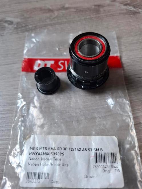 DT Swiss en Giant 3-pawl XD en Shimano body MTB, Fietsen en Brommers, Fietsonderdelen, Zo goed als nieuw, Mountainbike, Ophalen of Verzenden