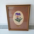 Antiek zijde geborduurd viooltje, Antiek en Kunst, Ophalen of Verzenden