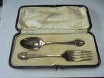 Engeland Mappin & Webb Zilveren Doopset uit 1928 in doosje, Antiek en Kunst, Verzenden, Zilver