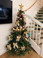 Sfeervolle kunstkerstboom inclusief decoratie & lichtjes, Ophalen, Zo goed als nieuw