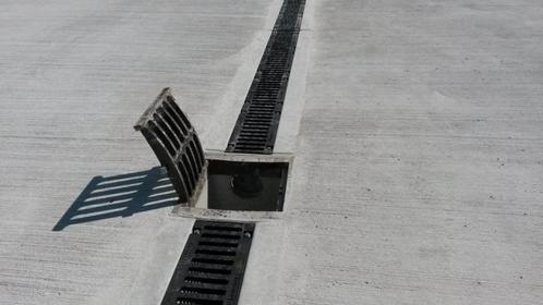Diverse putten, kolken, water afvoer, goten, Tuin en Terras, Tegels en Klinkers, Nieuw, Beton, Verzenden