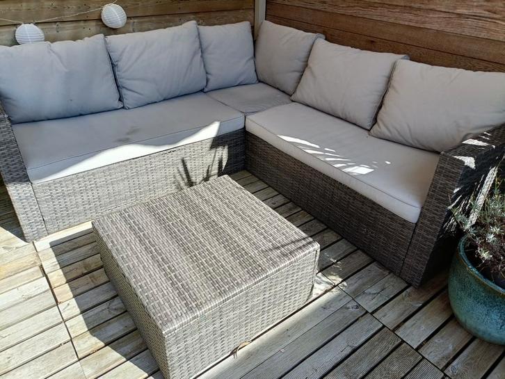 Tuinset hoek lounge 2x2 meter, inclusief kussens, Tuin en Terras, Tuinsets en Loungesets, Zo goed als nieuw, Ophalen