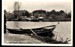 Rhenoy (Gld), Veerpont met Veerhuis en binnenvaartschip 1958, Verzamelen, Ansichtkaarten | Nederland, Verzenden, 1940 tot 1960