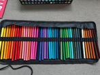 Colouring set 46 potloden in rol etui, Hobby en Vrije tijd, Tekenen, Ophalen, Nieuw, Potlood of Stift