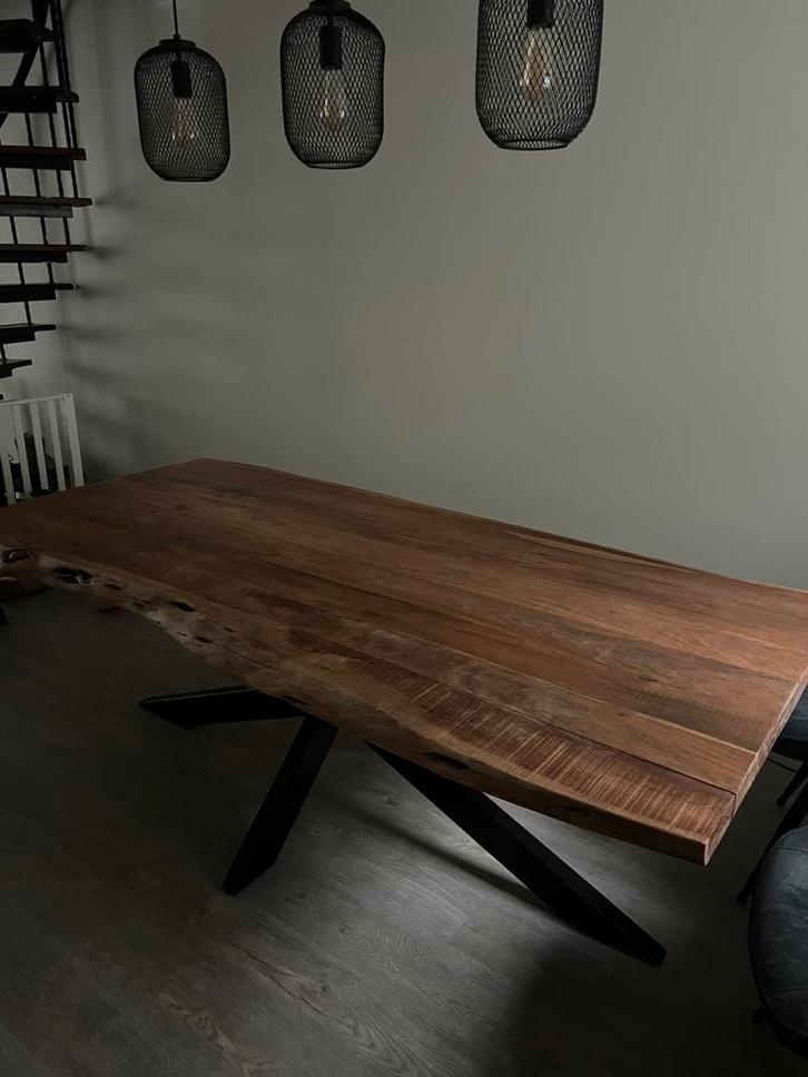 Bruine mooie lange tafel, Huis en Inrichting, Tafels | Eettafels, Zo goed als nieuw, 50 tot 100 cm, 200 cm of meer, Vijf personen of meer