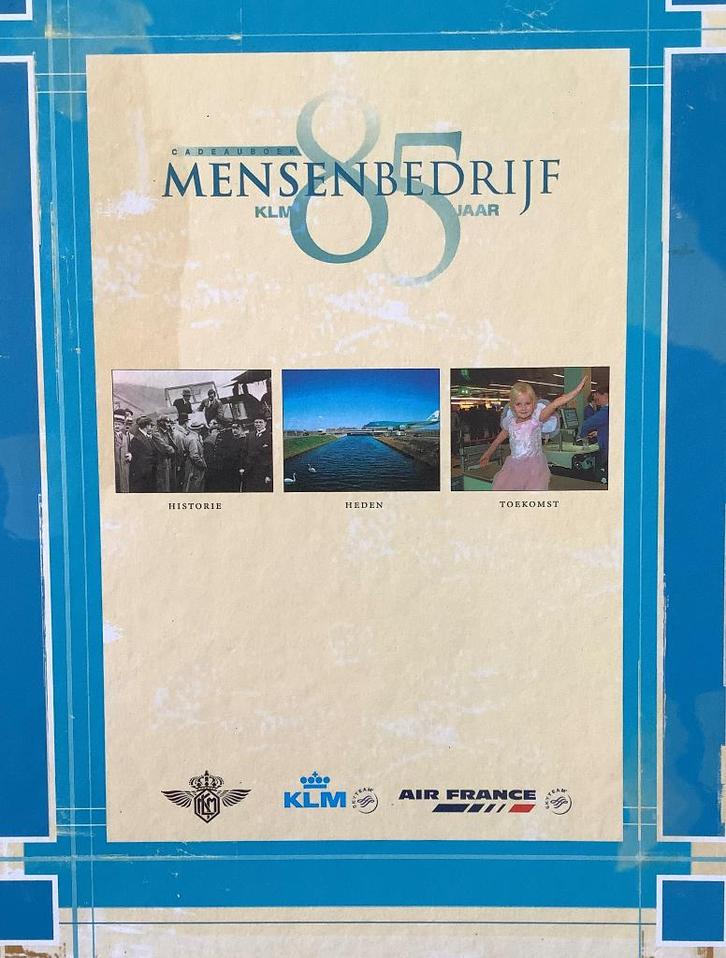 Diverse KLM items boek kaart pen lucifer e.a., Verzamelen, Luchtvaart en Vliegtuigspotten, Zo goed als nieuw, Overige typen, Verzenden