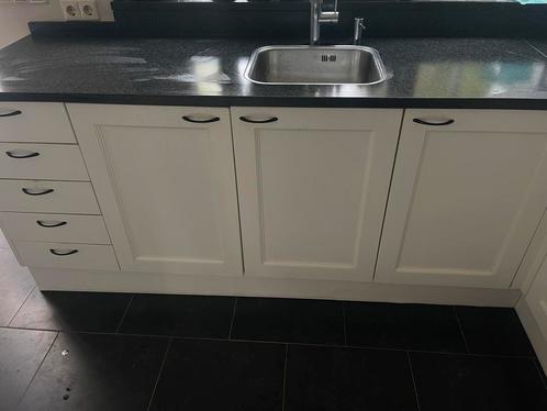 Keukenblok met eiland, Huis en Inrichting, Keuken | Keukenelementen, Gebruikt, Minder dan 100 cm, 100 tot 150 cm, 50 tot 75 cm