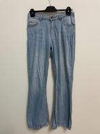 Broek3 - Lichtblauwe Fabienne Chapot jeans maat 29 (1), Kleding | Dames, Spijkerbroeken en Jeans, Ophalen of Verzenden, Zo goed als nieuw