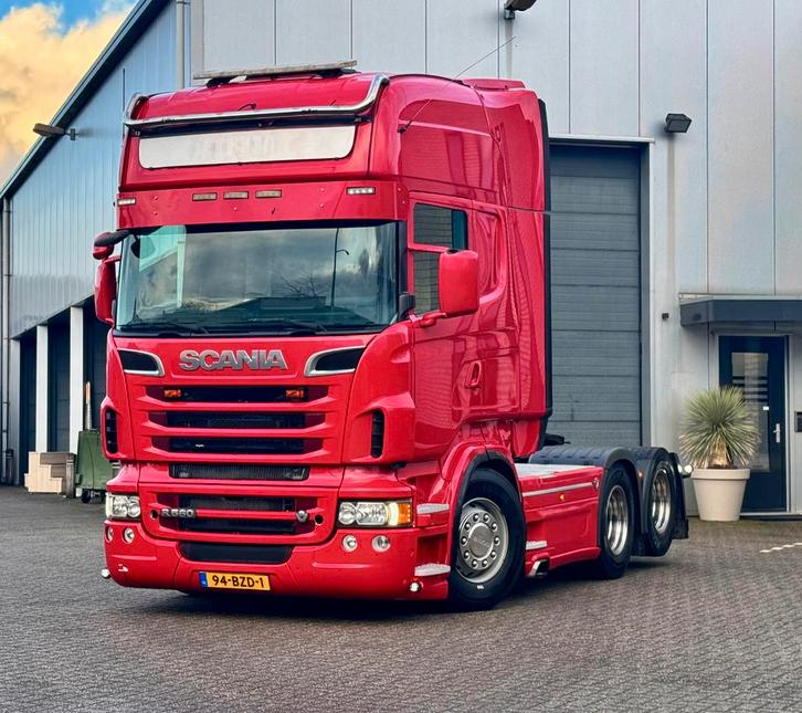 Scania R560 V8 nette staat 840.000 km, Auto's, Vrachtwagens, Bedrijf, Scania, Diesel, Euro 5, Automaat, Rood, Ophalen