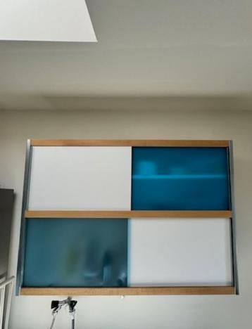Moduloo hangkast met schuifdeurtjes (2x frost) beschikbaar voor biedingen