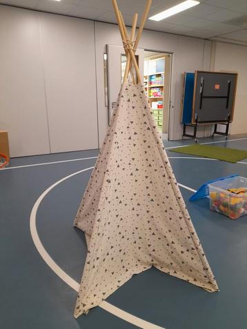 Speelgoed tipi tent, stof beschikbaar voor biedingen