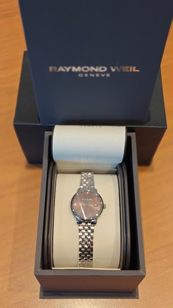 Prachtig Raymond Weil dameshorloge (nieuwprijs 1.025 Euro), Sieraden, Tassen en Uiterlijk, Horloges | Dames, Overige merken, Staal